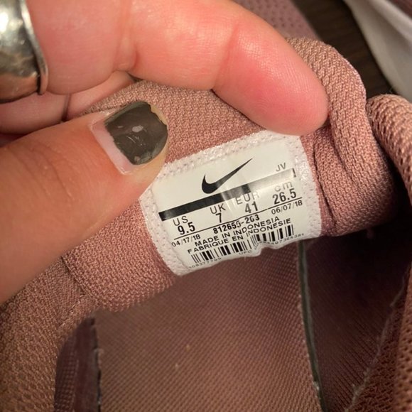 Nike Rose Tanjun Shoes 9.5 main image 6